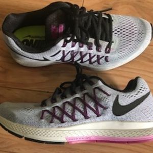 Womens Nike Sneaker 8.5